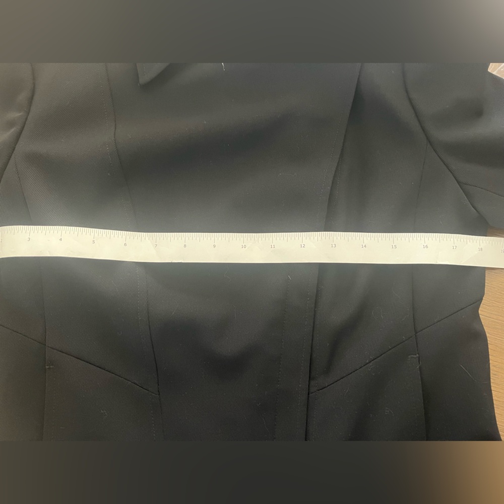 COPY - Ann Taylor black short zip coat . - Picture 8 of 8